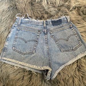 Vintage Levis High-Waisted Jean Shorts